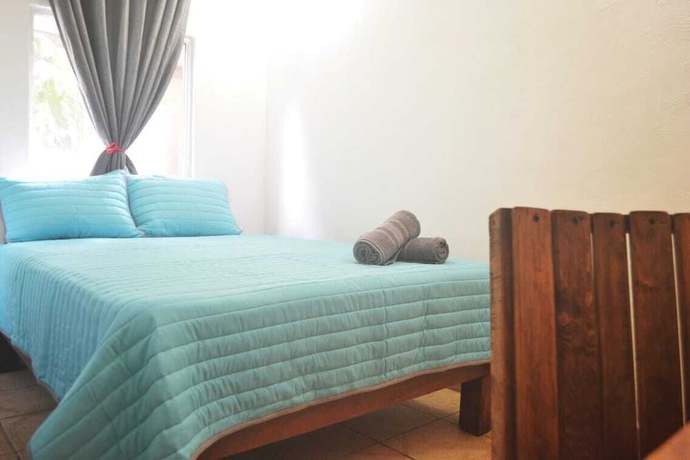 Imagen de la habitación del Hostal La Selva San Pancho. Foto 3