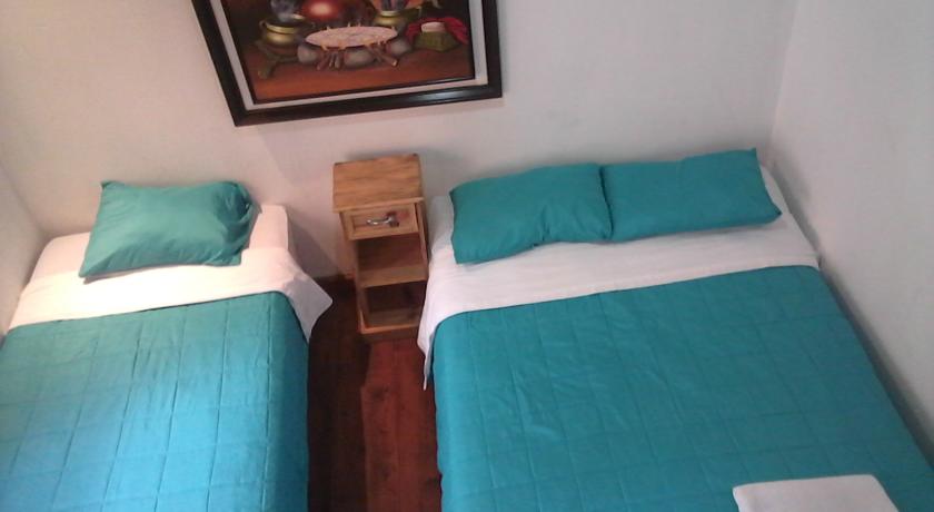 Imagen de la habitación del Hostal La Sexta. Foto 5