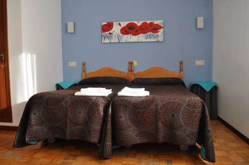 Imagen de la habitación del Hostal La Tablada. Foto 2