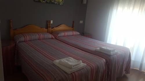 Imagen de la habitación del Hostal La Tablada. Foto 9