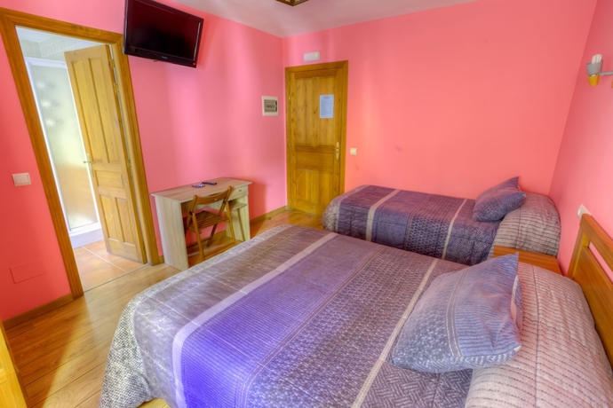 Imagen de la habitación del Hostal La Tintoreria. Foto 3