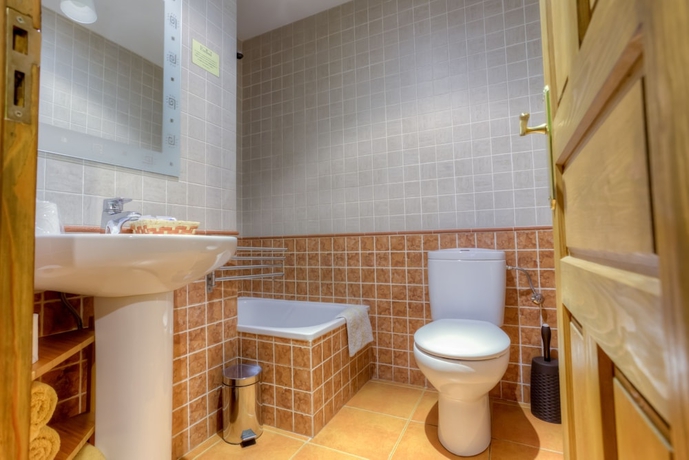 Imagen de la habitación del Hostal La Tintoreria. Foto 5