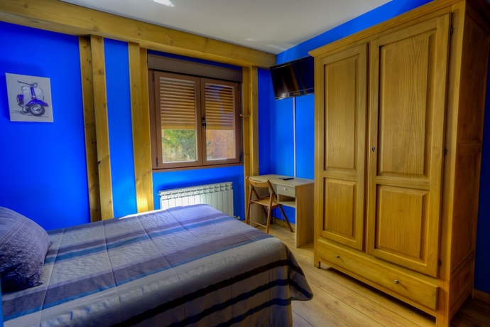 Imagen de la habitación del Hostal La Tintoreria. Foto 9