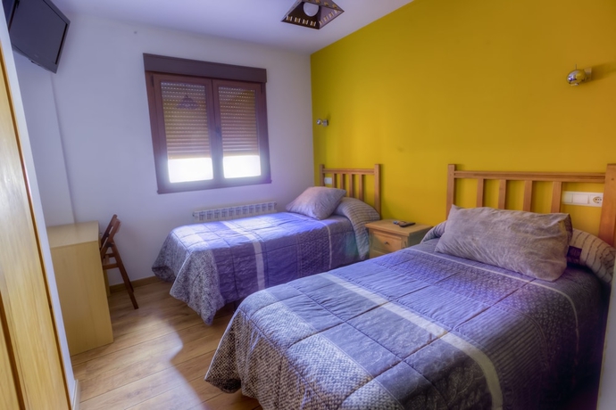 Imagen de la habitación del Hostal La Tintoreria. Foto 10