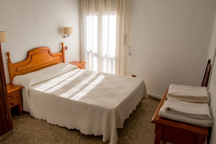 Imagen de la habitación del Hostal La Toba. Foto 10