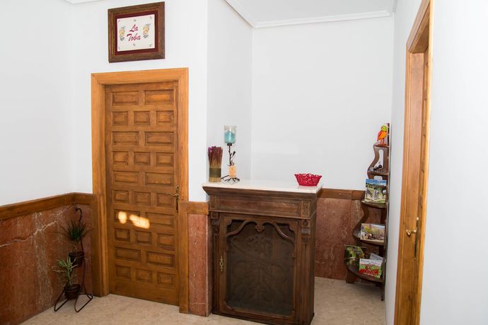 Imagen de los interiores del Hostal La Toba. Foto 18