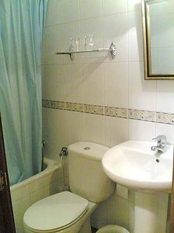 Imagen de la habitación del Hostal La Vera. Foto 3