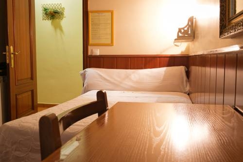 Imagen de la habitación del Hostal La Vera. Foto 11