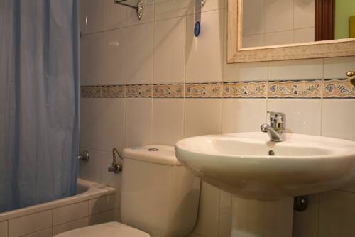 Imagen de la habitación del Hostal La Vera. Foto 14