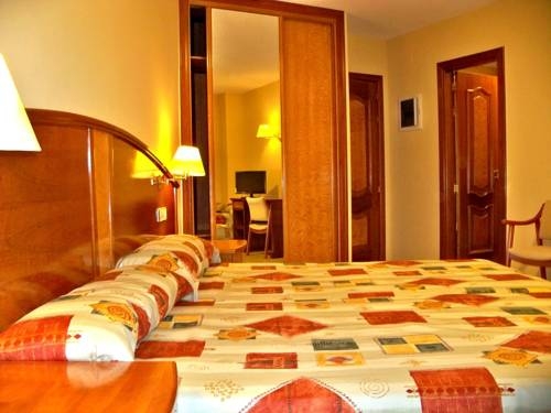 Imagen de la habitación del Hostal La Viña, Vitigudino. Foto 9