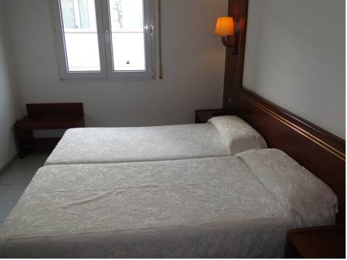 Imagen general del Hostal La Vinya. Foto 2