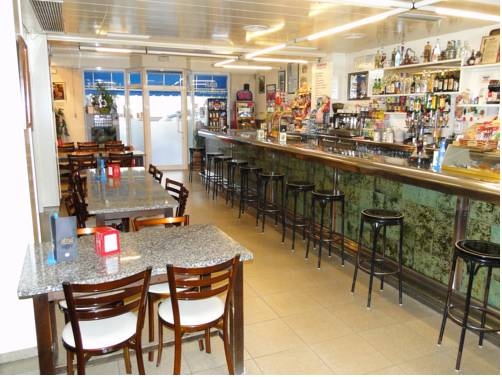 Imagen general del Hostal La Vinya. Foto 8