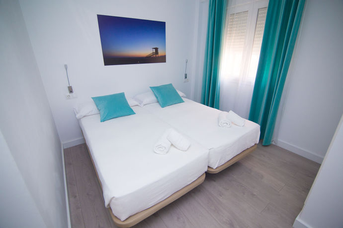 Imagen de la habitación del Hostal L&acute;Boutique Tarifa. Foto 13