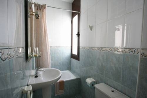 Imagen de la habitación del Hostal Lamalonga. Foto 3