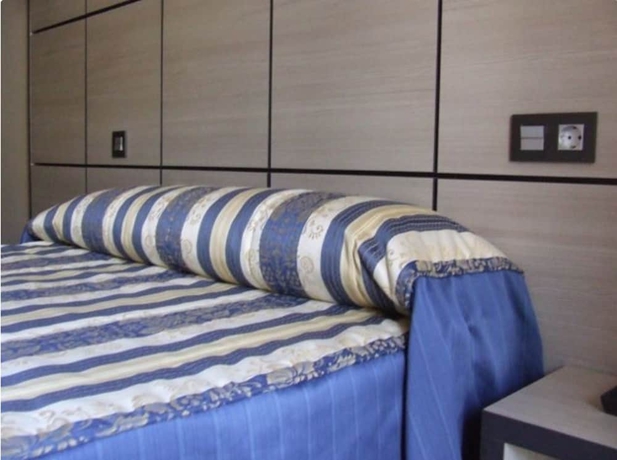 Imagen de la habitación del Hostal Larios. Foto 5