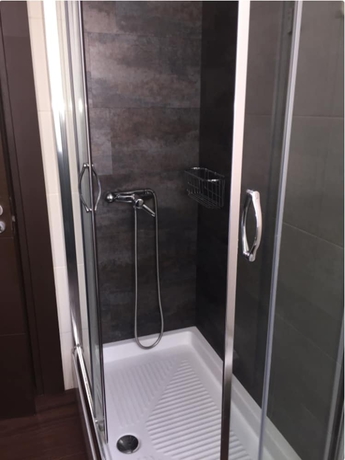 Imagen de la habitación del Hostal Larios. Foto 10