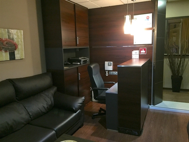 Imagen de los interiores del Hostal Larios. Foto 13