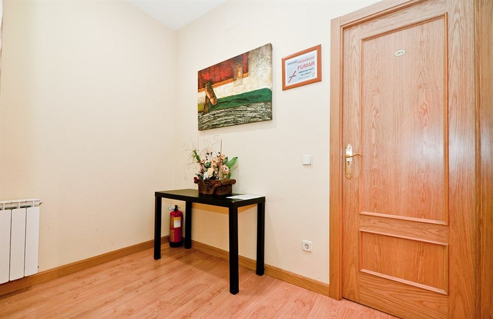 Imagen de los interiores del Hostal Las Cortes. Foto 15