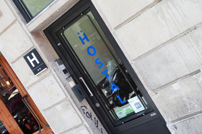 Imagen general del Hostal Las Flores, Las Ramblas. Foto 3