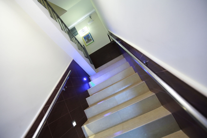 Imagen de los interiores del Hostal Las Flores, Las Ramblas. Foto 16