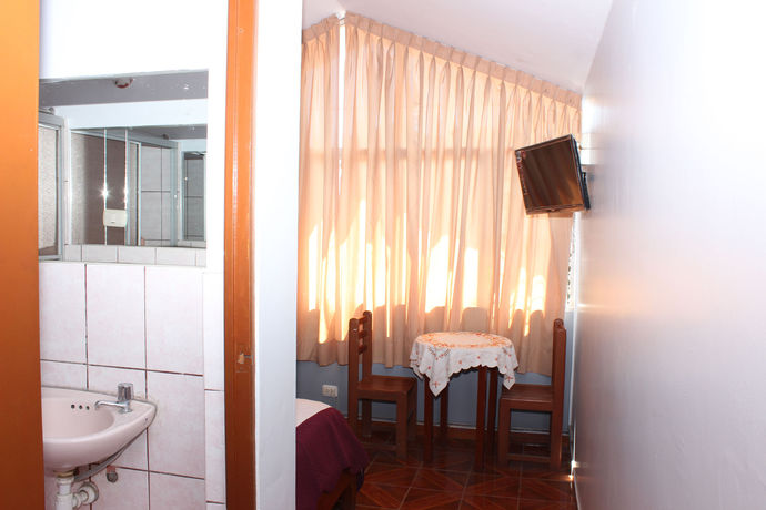 Imagen de la habitación del Hostal Las Fresas. Foto 9