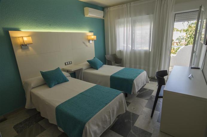 Imagen de la habitación del Hostal Las Gaviotas, Cabo de Gata. Foto 7