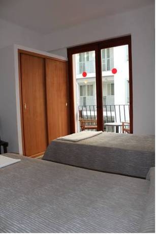 Imagen general del Hostal Las Nieves, Ibiza ciudad. Foto 4