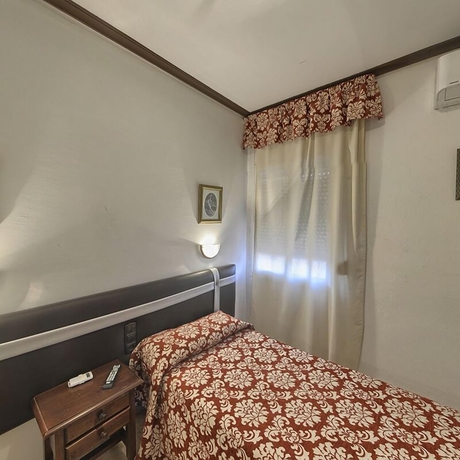 Imagen de la habitación del Hostal Las Palomas. Foto 9