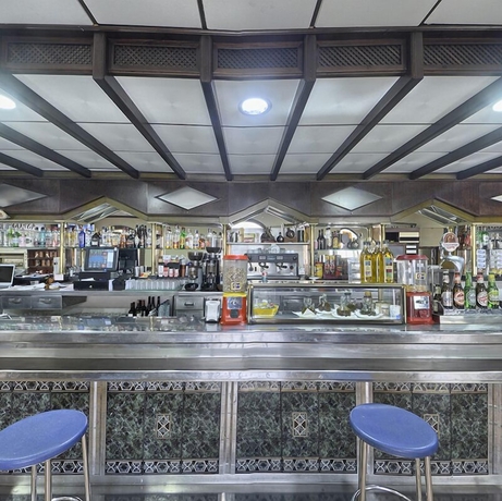 Imagen del bar/restaurante del Hostal Las Palomas, Lucena. Foto 4