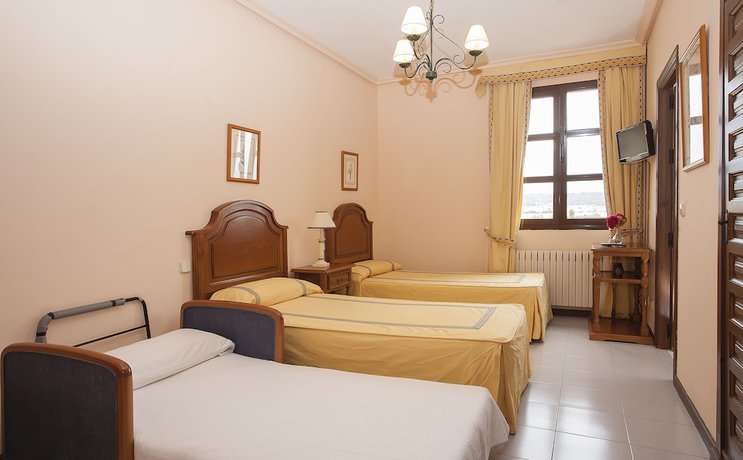 Imagen de la habitación del Hostal Las Paneras Naturavila. Foto 3