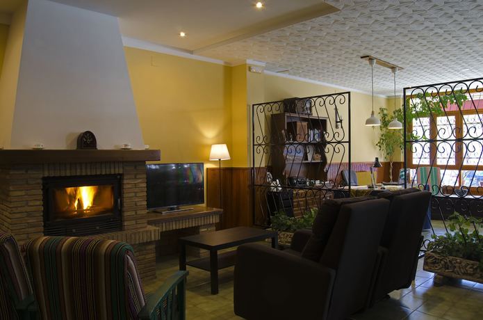 Imagen de los interiores del Hostal Las Perdices. Foto 11