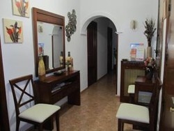 Imagen de los interiores del Hostal Las Torres. Foto 3
