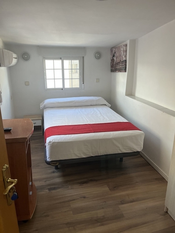Imagen de la habitación del Hostal Las Vegas, Tetu&aacute;n. Foto 2