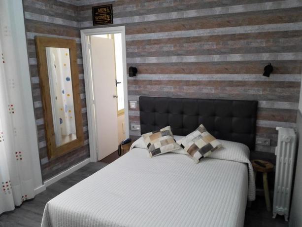 Imagen de la habitación del Hostal Lauria, Gran V&iacute;a. Foto 8