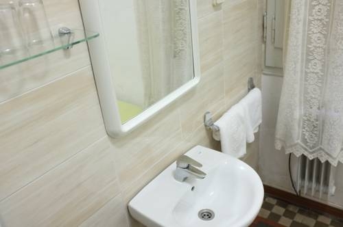 Imagen de la habitación del Hostal Lausanne. Foto 13