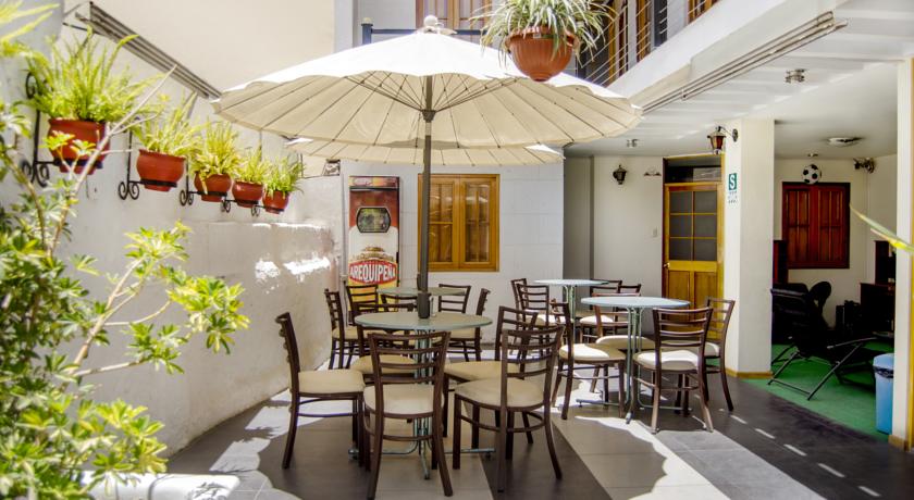 Imagen del bar/restaurante del Hostal Le Foyer Arequipa. Foto 3