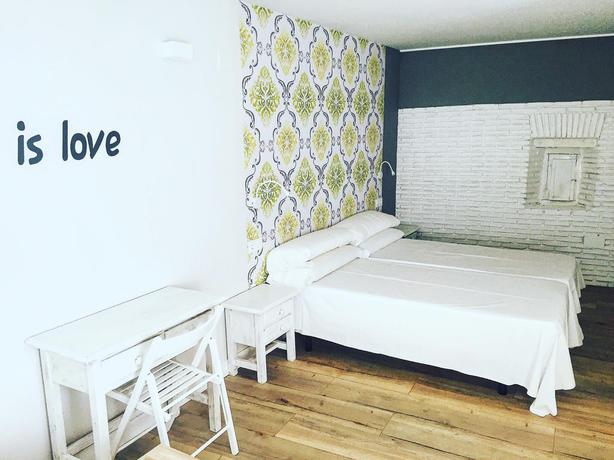 Imagen de la habitación del Hostal Le Vintage. Foto 11