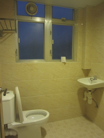 Imagen de la habitación del Hostal Lee Garden Guest House. Foto 6