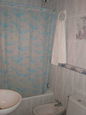 Imagen de la habitación del Hostal Lepanto. Foto 8