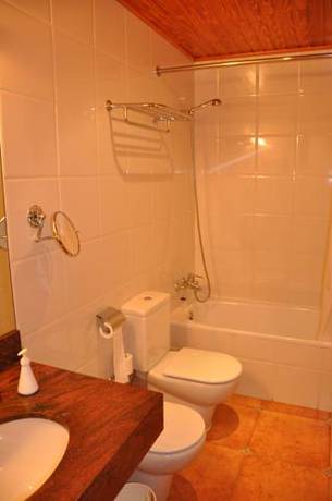 Imagen de la habitación del Hostal Les Fonts. Foto 4