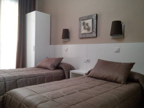 Imagen general del Hostal Lesseps. Foto 4