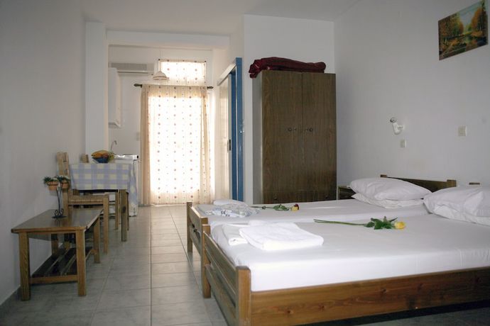 Imagen de la habitación del Hostal Letta Studios. Foto 4