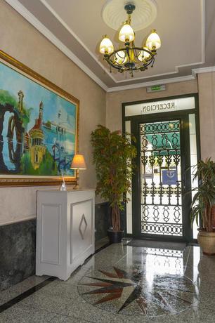 Imagen de los interiores del Hostal Linares, Ribadeo. Foto 13