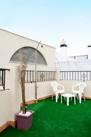 Imagen general del Hostal Lis I. Foto 13