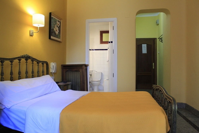 Imagen de la habitación del Hostal Lisboa, Madrid. Foto 3