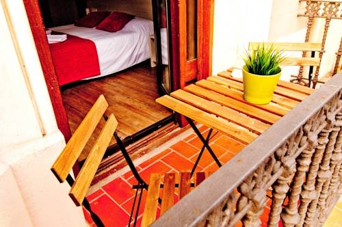 Imagen general del Hostal Live Barcelona. Foto 6