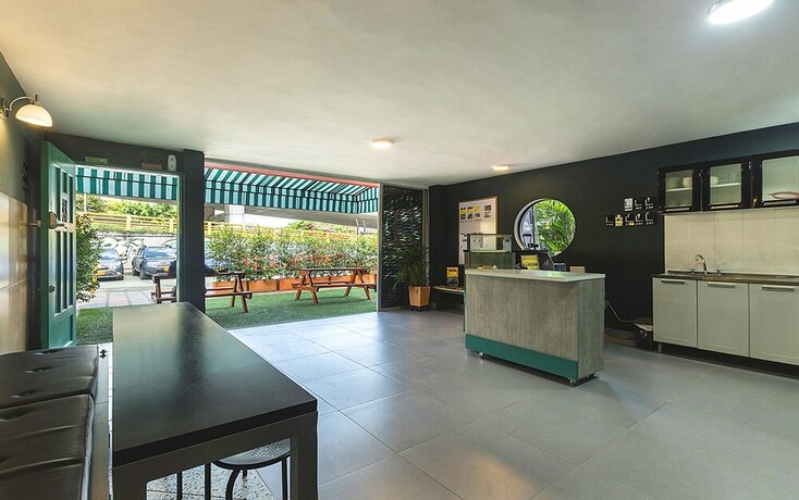 Imagen de los interiores del Hostal Living - Hostel. Foto 40