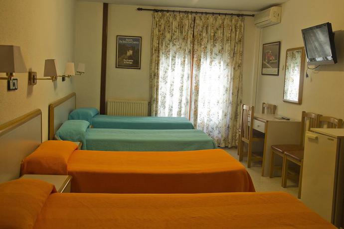 Imagen de la habitación del Hostal Lizana 2. Foto 2
