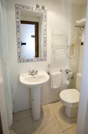 Imagen de la habitación del Hostal Lizana 2. Foto 6