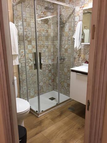 Imagen de la habitación del Hostal Lojo. Foto 9